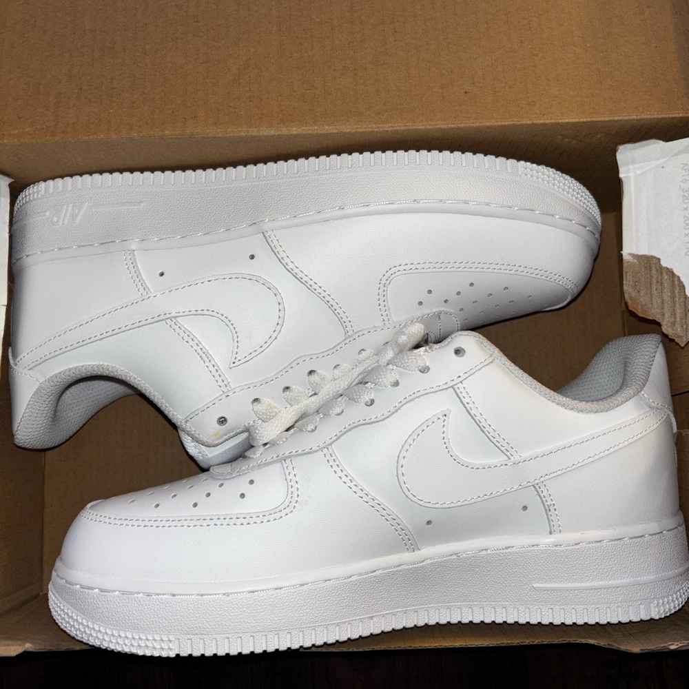 Nike Air Force 1 Low White Leather Sneakers